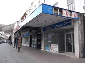 105 Mostyn St before works